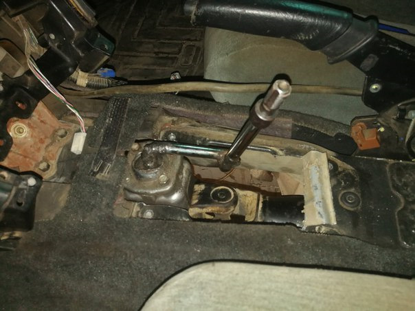 Установлена — Toyota Chaser (90)