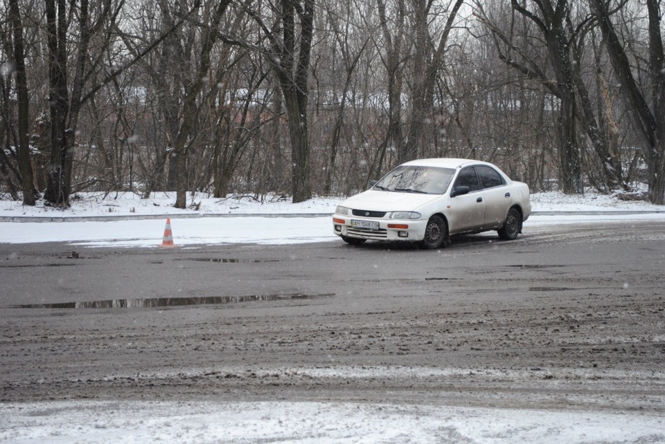 Фото в бортжурнале Mazda 323 V