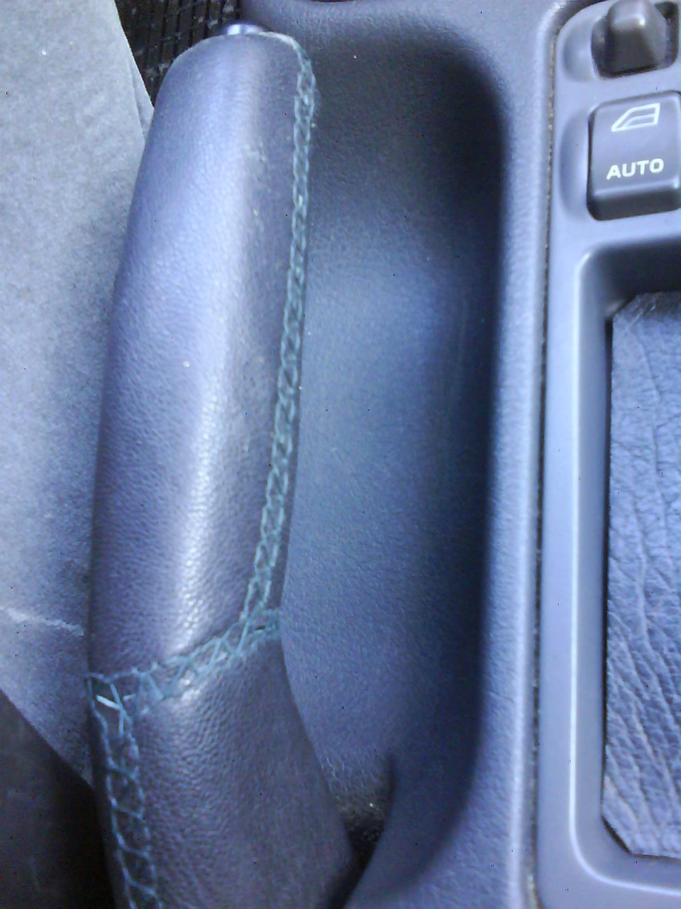 4 — Volvo S40 (1G)