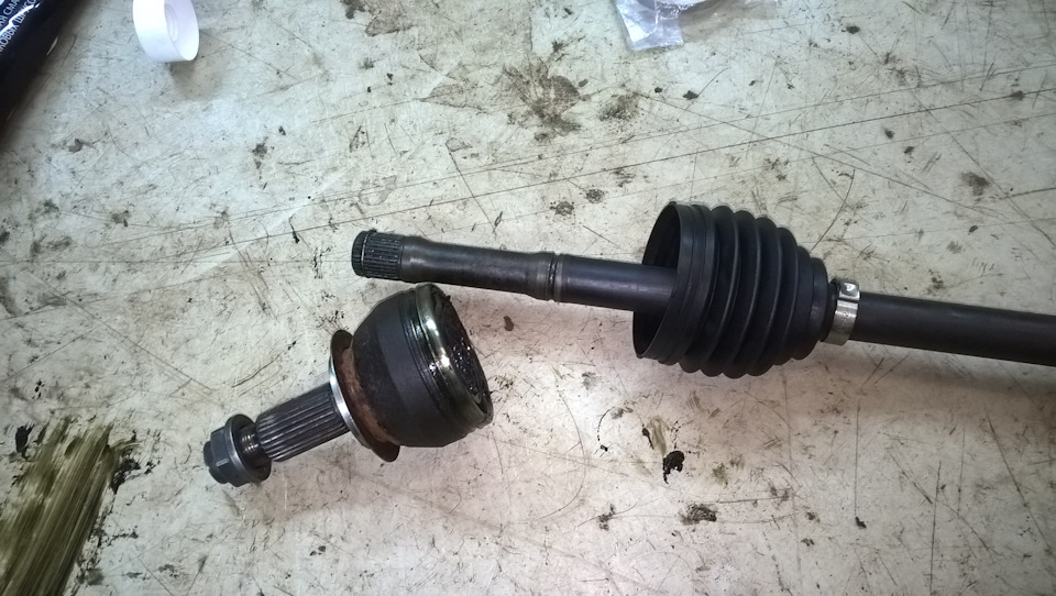 , — Subaru Forester (SH)