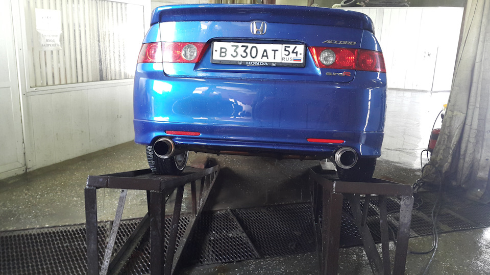 Фото в бортжурнале Honda Accord Euro R (CL7)
