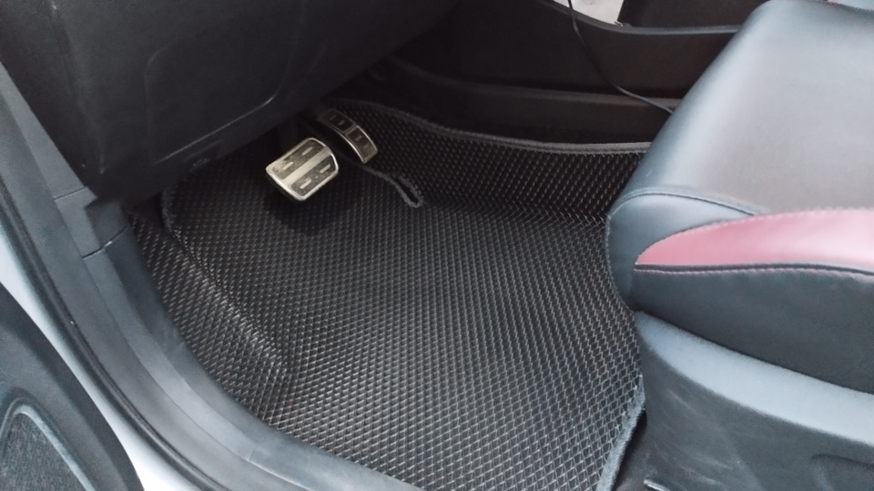 Водительский — Geely Coolray (1G)