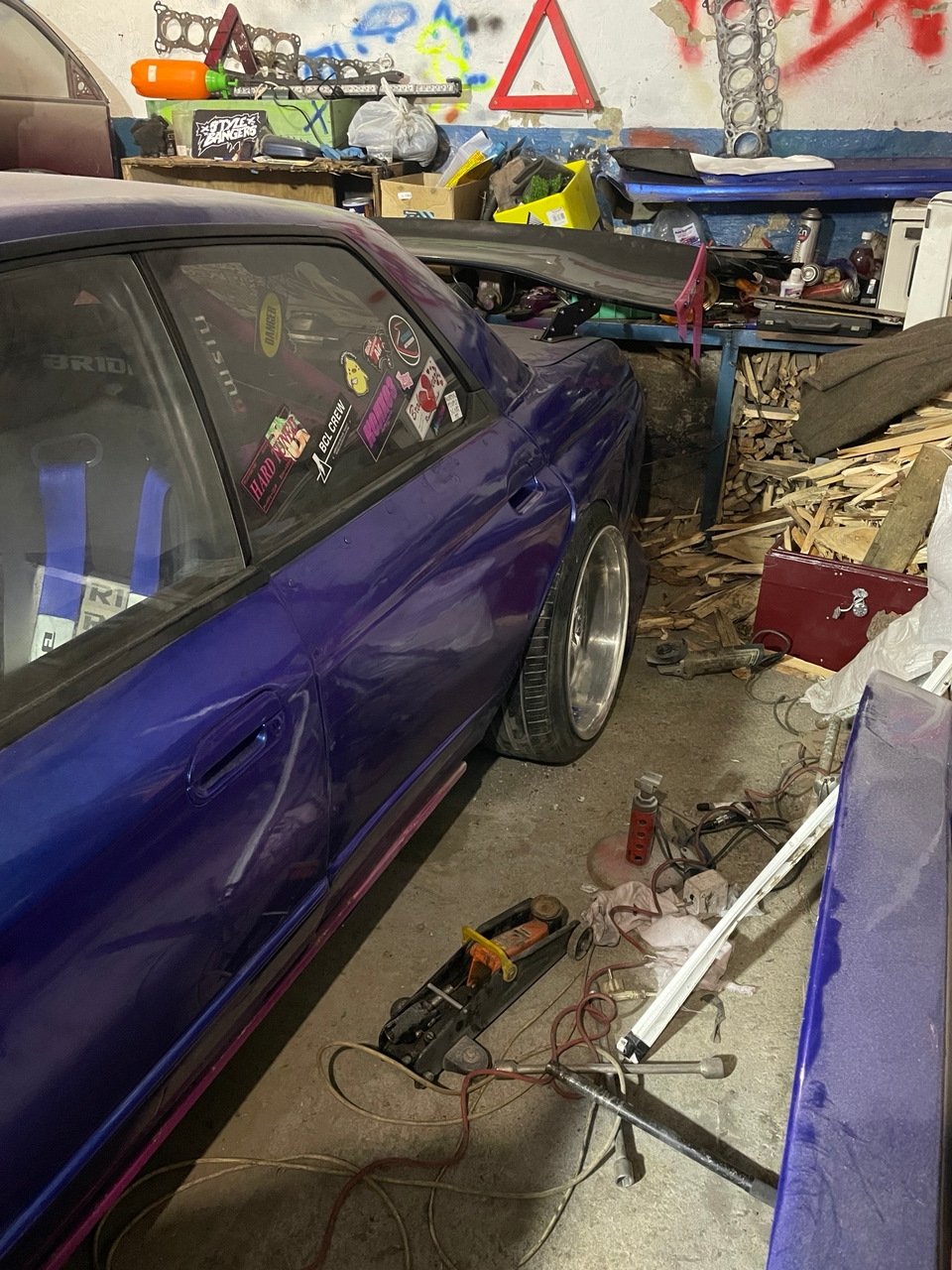 Photo from the logbook Nissan Skyline (R32)