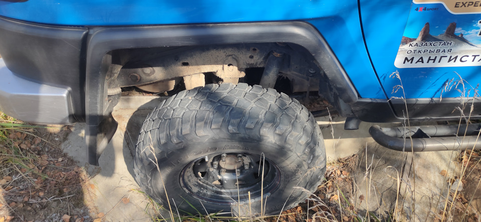 Были бы стоковые колёса, не выехал бы — Toyota FJ Cruiser