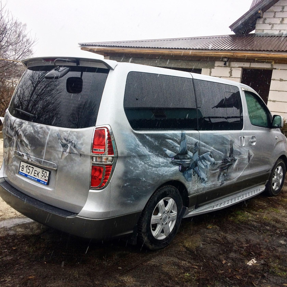 Фото в бортжурнале Hyundai H-1 (2G)