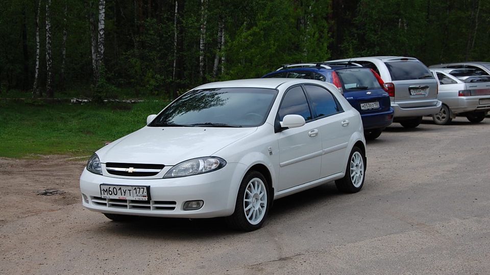 Chevrolet Lacetti 5D 1,6 механника