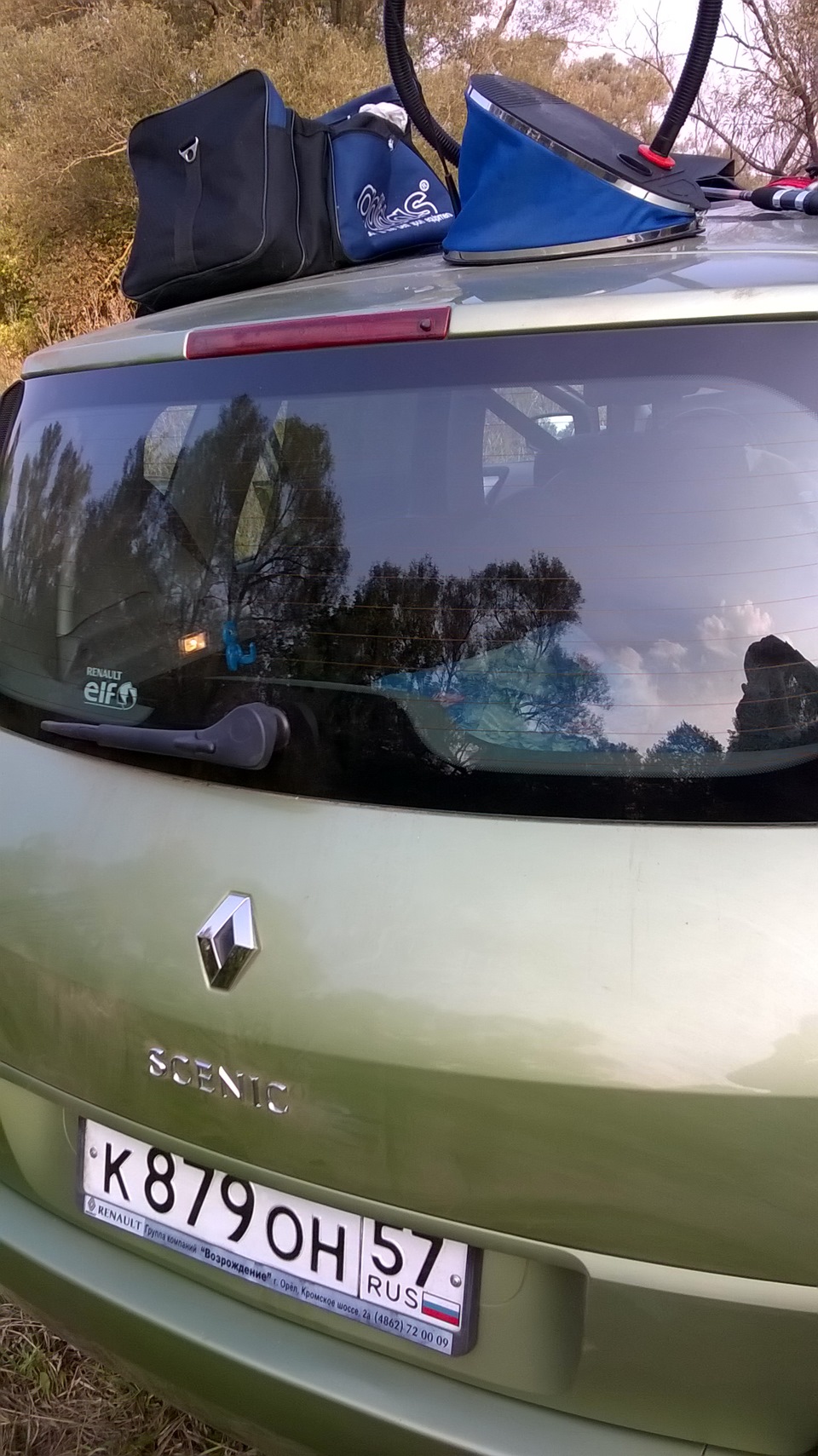 Фото в бортжурнале Renault Scenic II. Запчасти на фото: 720009