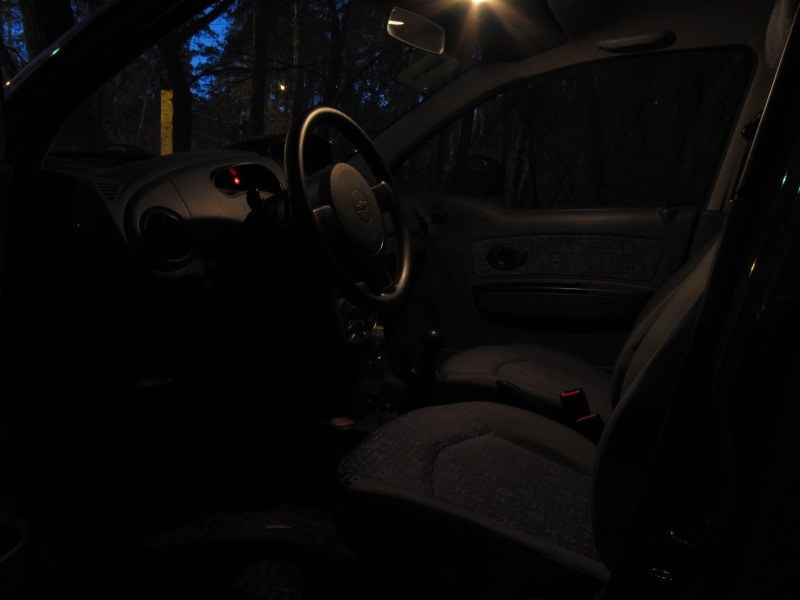 Салон со штатным светом 10W — Chevrolet Spark (M200/M250)