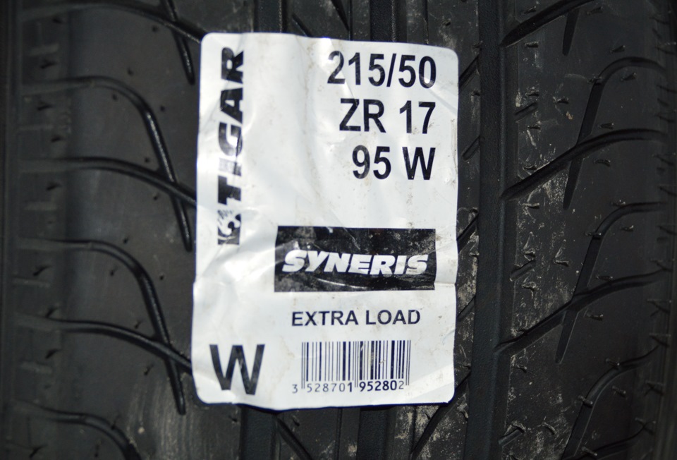 Фото в бортжурнале Subaru Exiga (YA). Запчасти на фото: 528701, Tigar Syneris 215/50R17