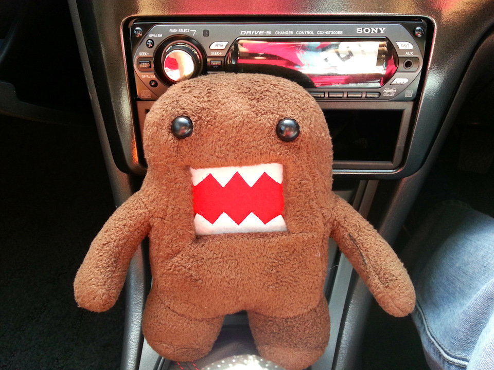 Domo-Kun 1 — Toyota Corolla Levin (AE110/111)