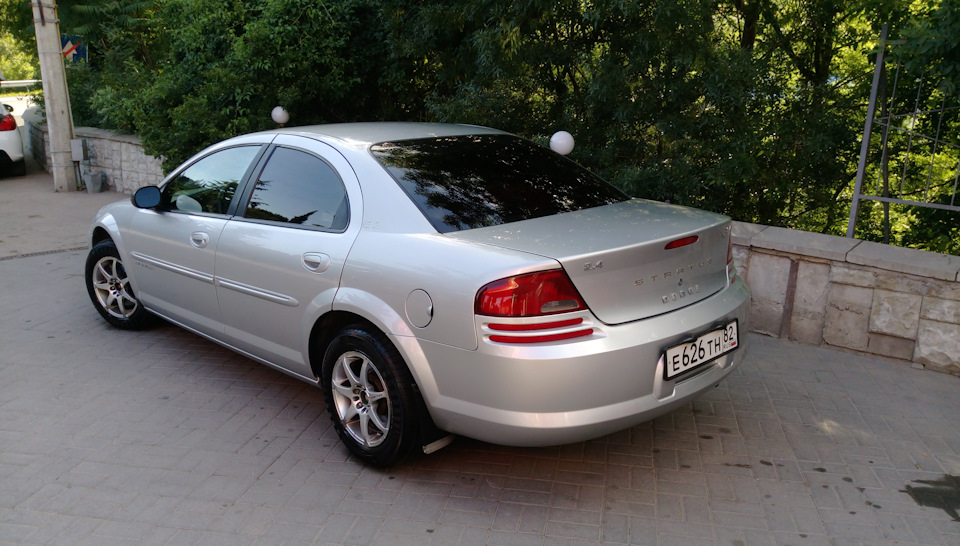 После мойки и чернения колес. — Dodge Stratus (2G)
