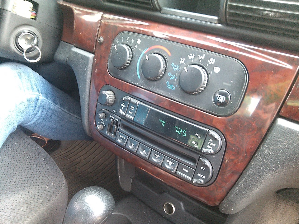 Фото в бортжурнале Dodge Stratus (2G)