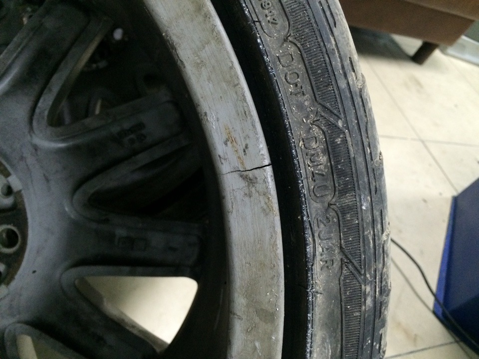 Фото в бортжурнале Mercedes-Benz E-Class (W210)