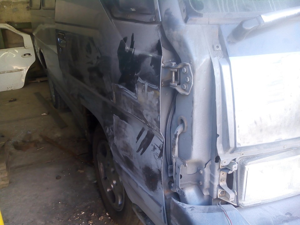 Фото в бортжурнале Nissan Caravan (3G)
