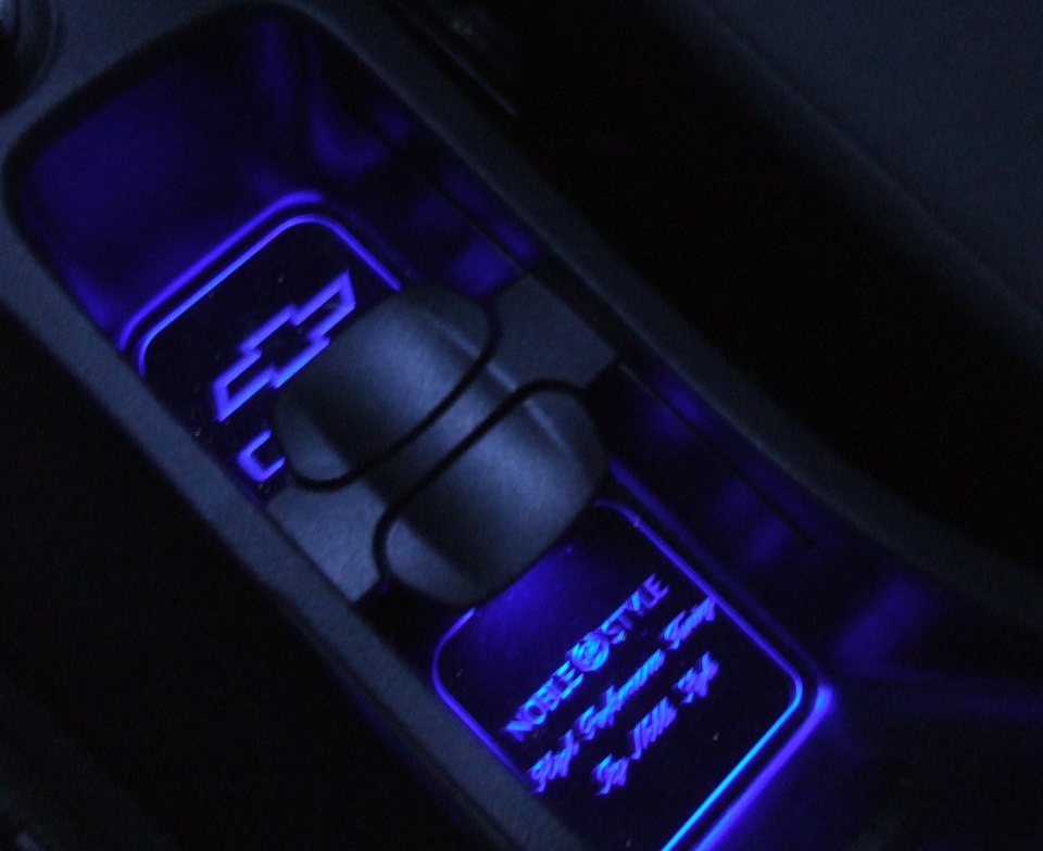 По притемнению света. — Chevrolet Cruze (1G)
