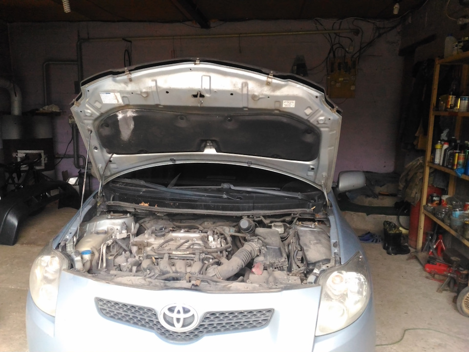 Фото в бортжурнале Toyota Auris (1G)