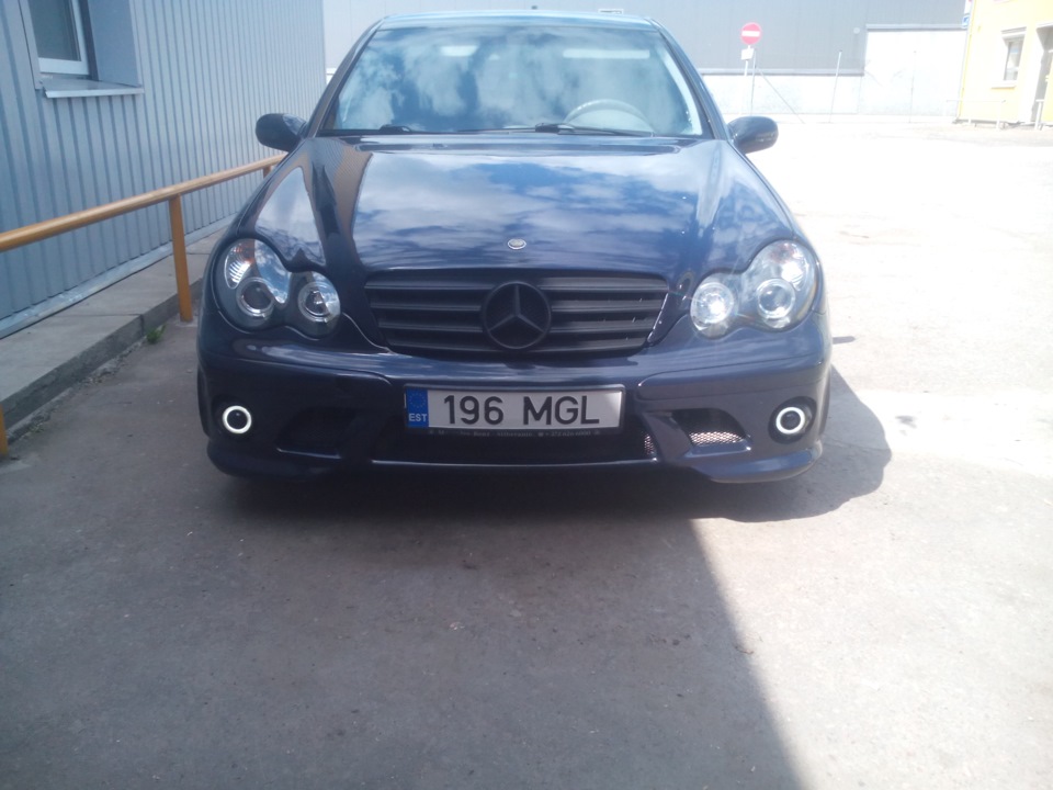 Photo from the logbook Mercedes-Benz C-Class (W203)