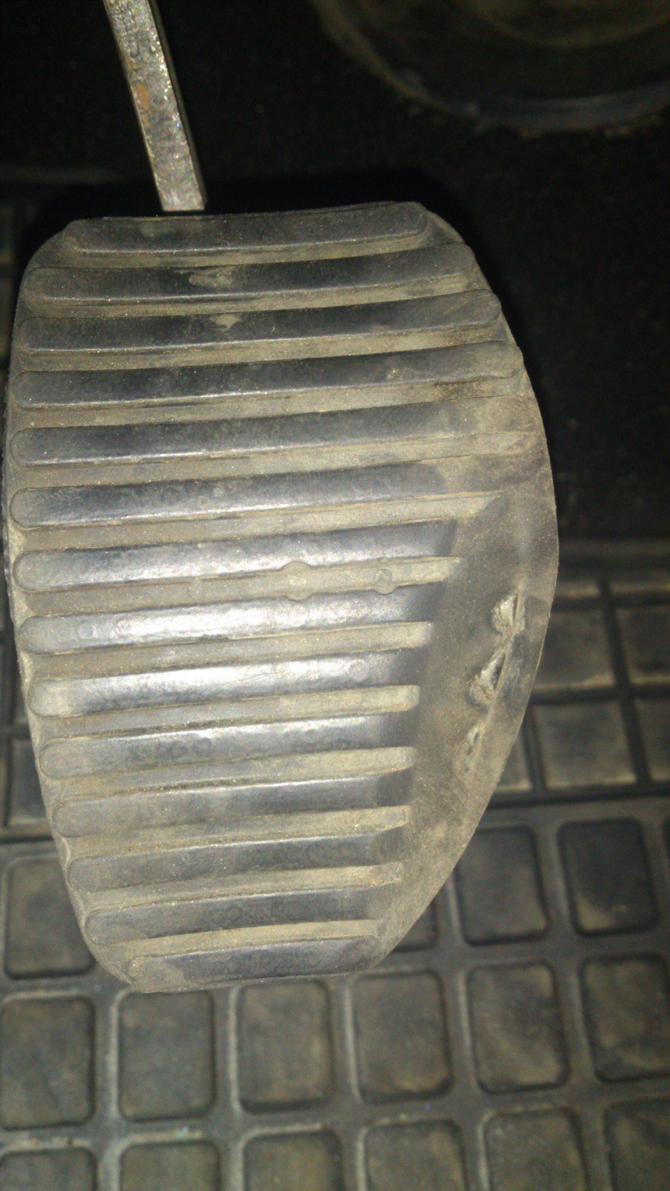 Photo from the logbook Peugeot 407 Coupe