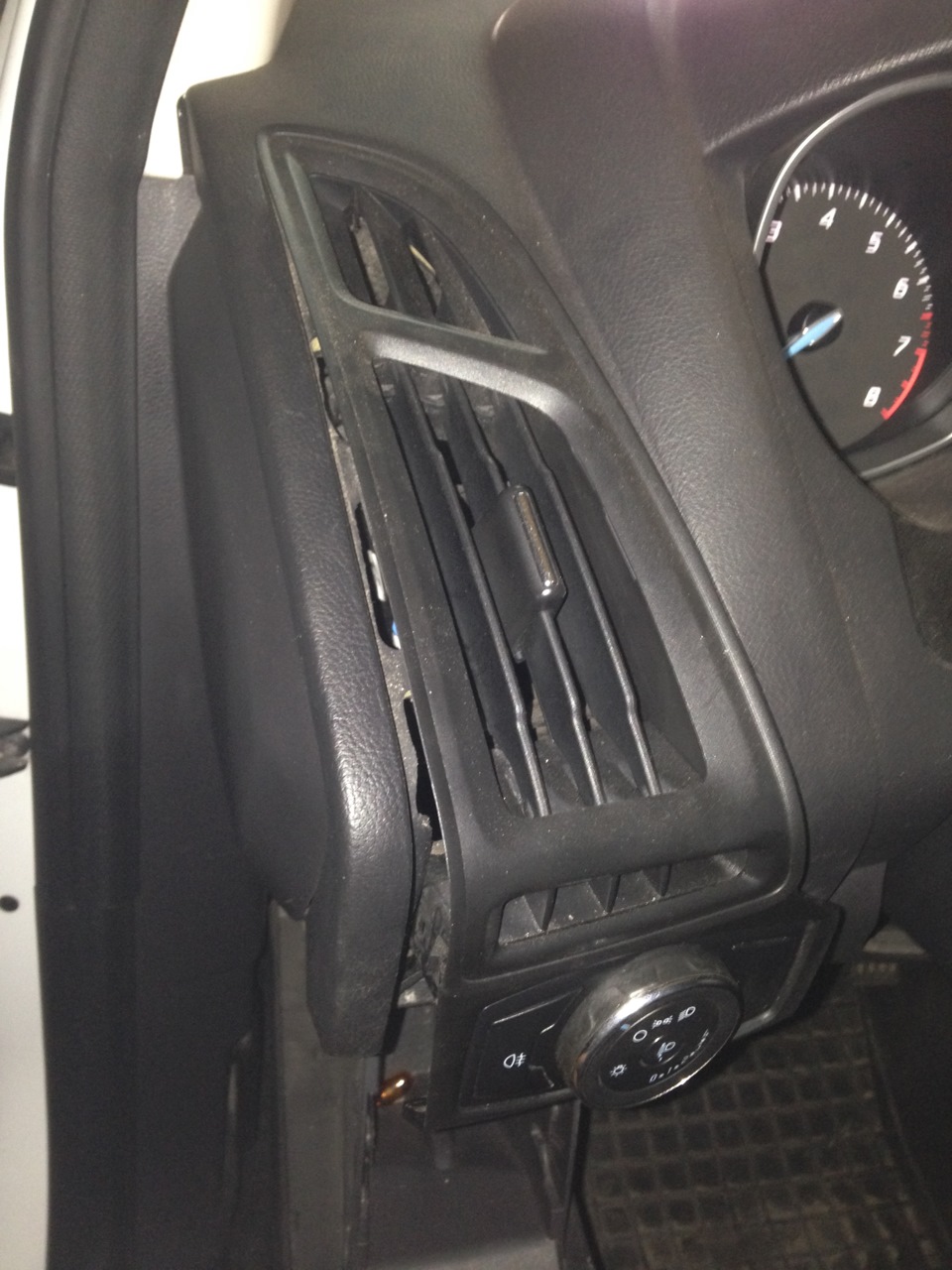 Photo from the logbook Ford Focus Hatchback III