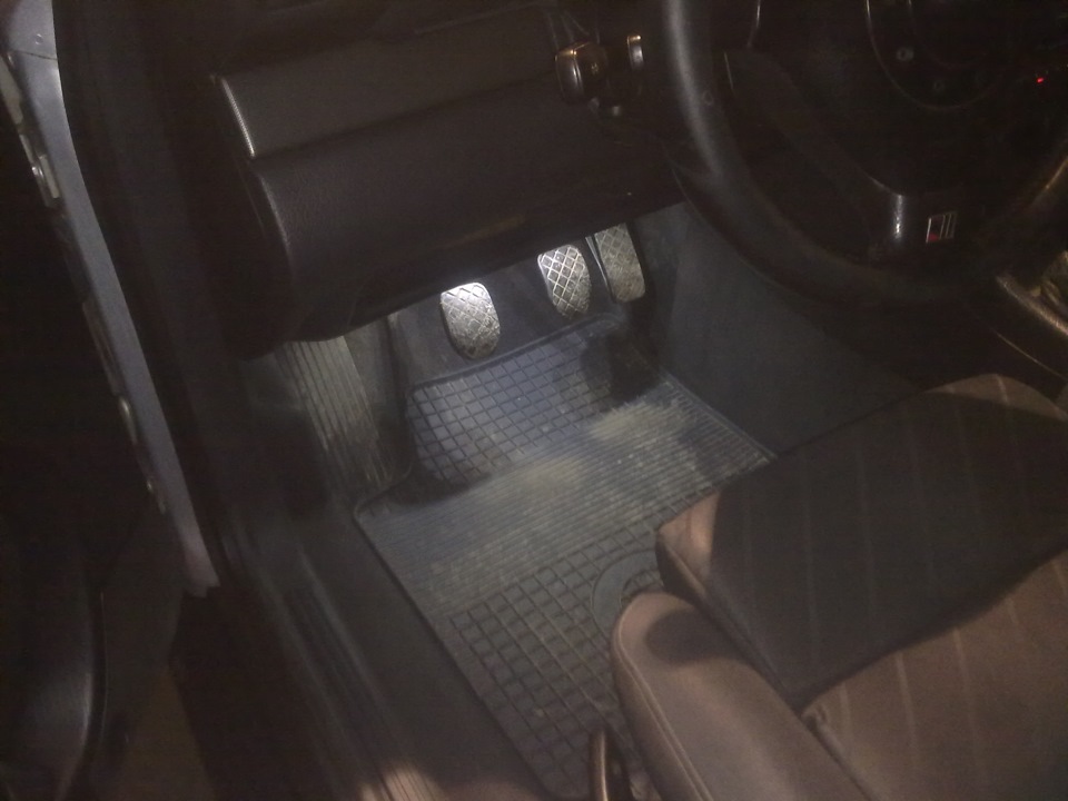 Фото в бортжурнале Audi A6 (C4)