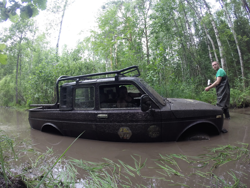 промыли салон… — Lada 2329
