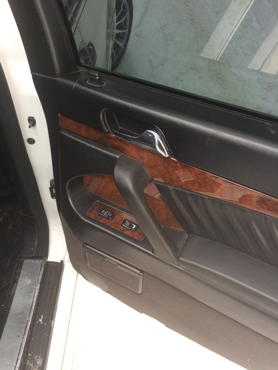 Фото в бортжурнале Mercedes-Benz S-Class (W140)