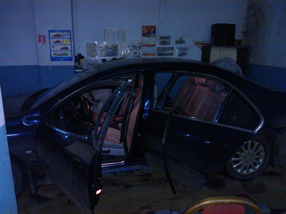 Творческий беспорядок — Peugeot 607