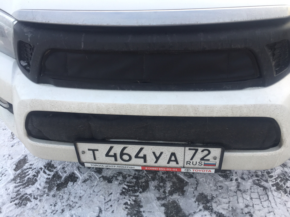 Фото в бортжурнале Toyota Hilux (8G)