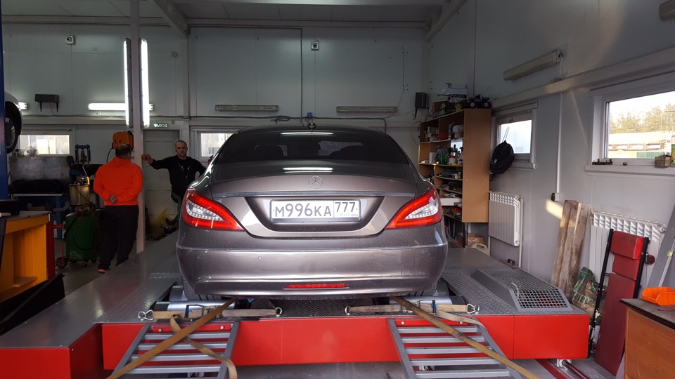 Фото в бортжурнале Mercedes-Benz CLS (C218)