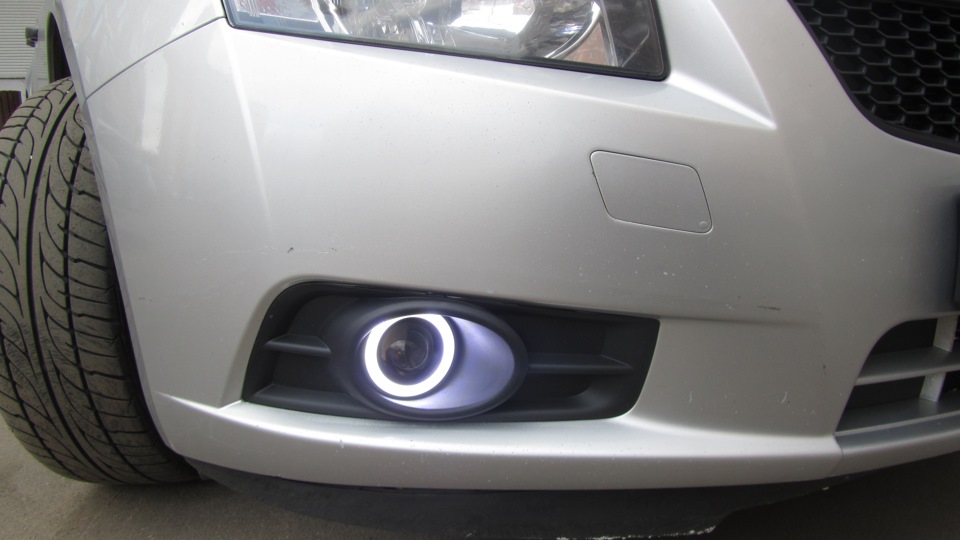 Ангельские глазки — Chevrolet Cruze (1G)