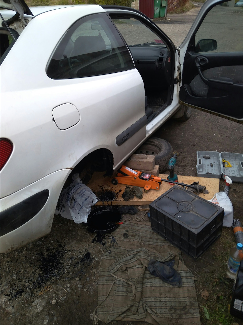 Photo from the logbook Citroen Xsara