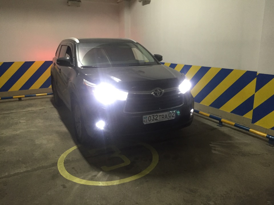 Фото в бортжурнале Toyota Highlander (XU50)