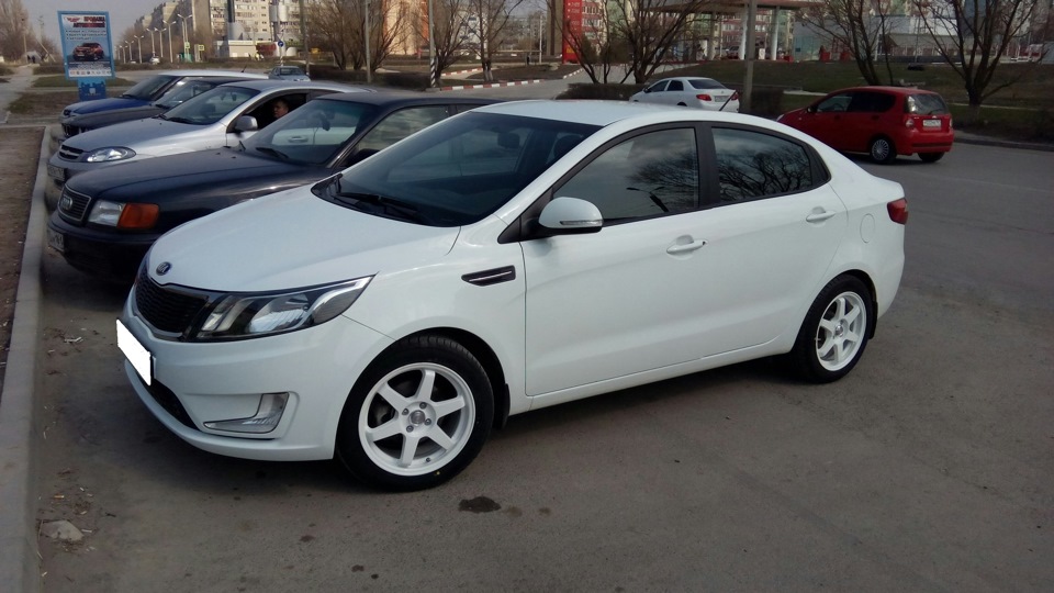 KIA Rio 1.6 преSтижный