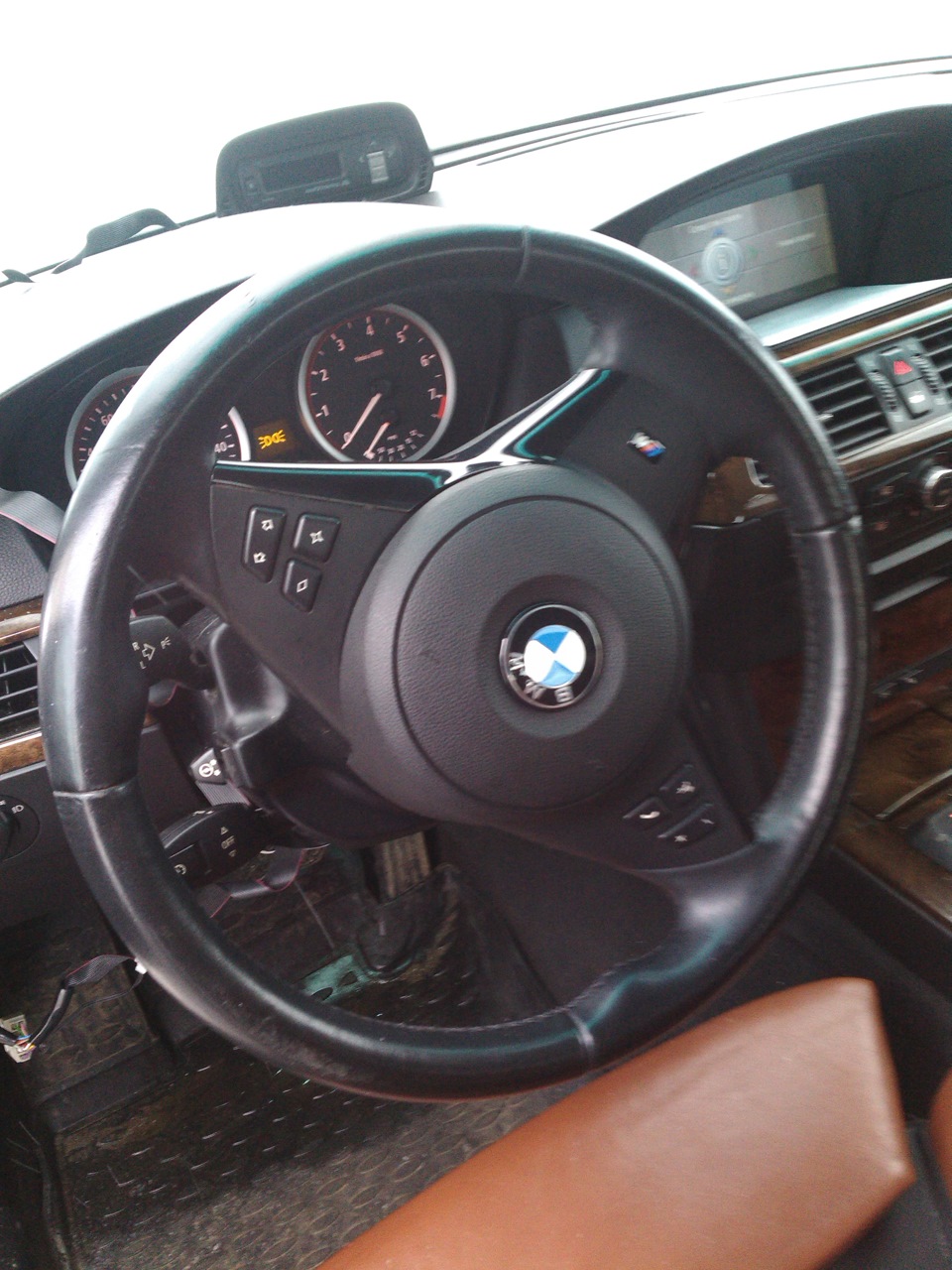 Фото в бортжурнале BMW 5 series (E60)