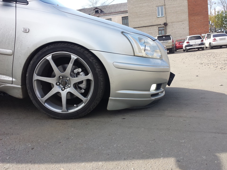 Фото в бортжурнале Toyota Avensis II