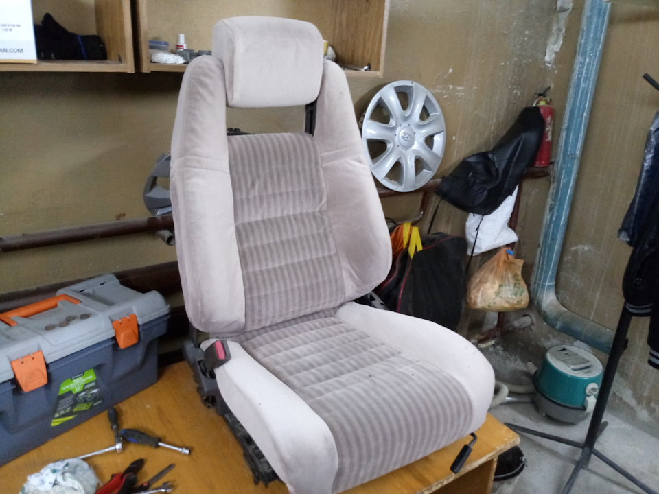 Фото в бортжурнале Toyota Mark II (80)