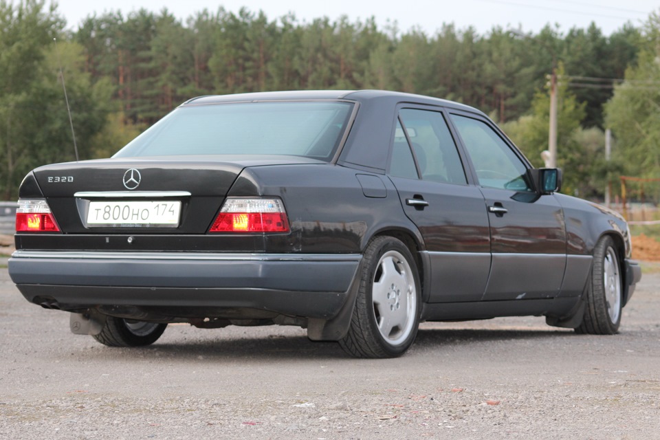 Фото в бортжурнале Mercedes-Benz E-Class (W124)
