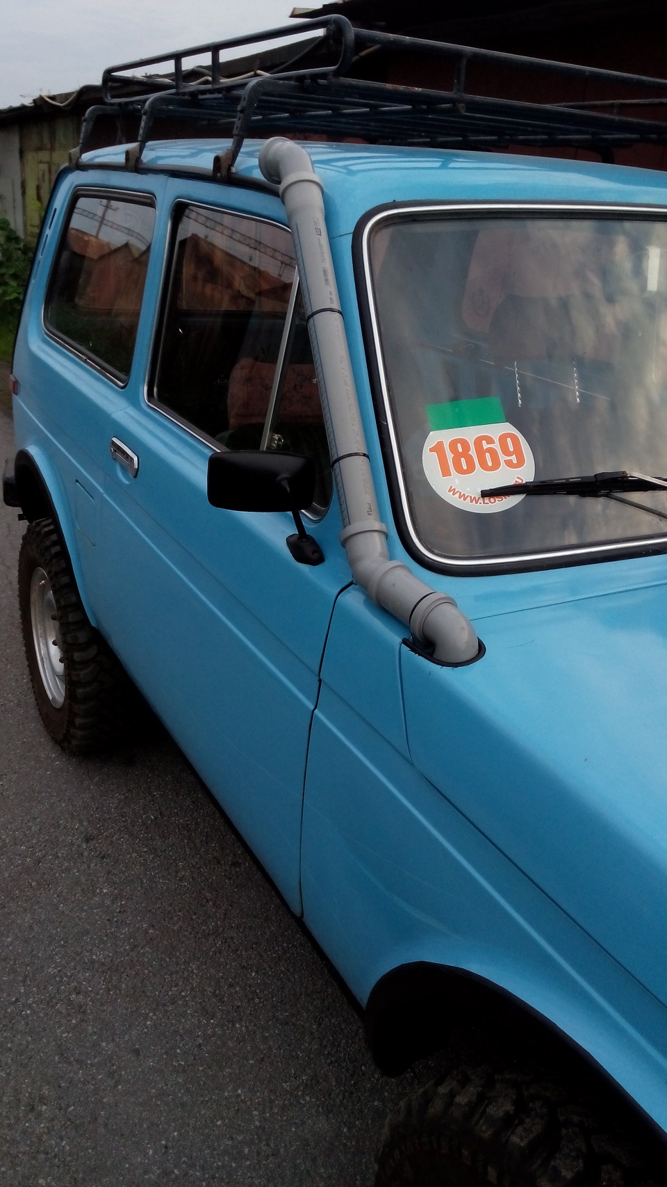 смотрится вполне себе не плохо. — Lada 4x4 3D