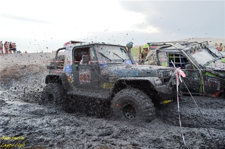 Фото в бортжурнале Jeep Wrangler (YJ)