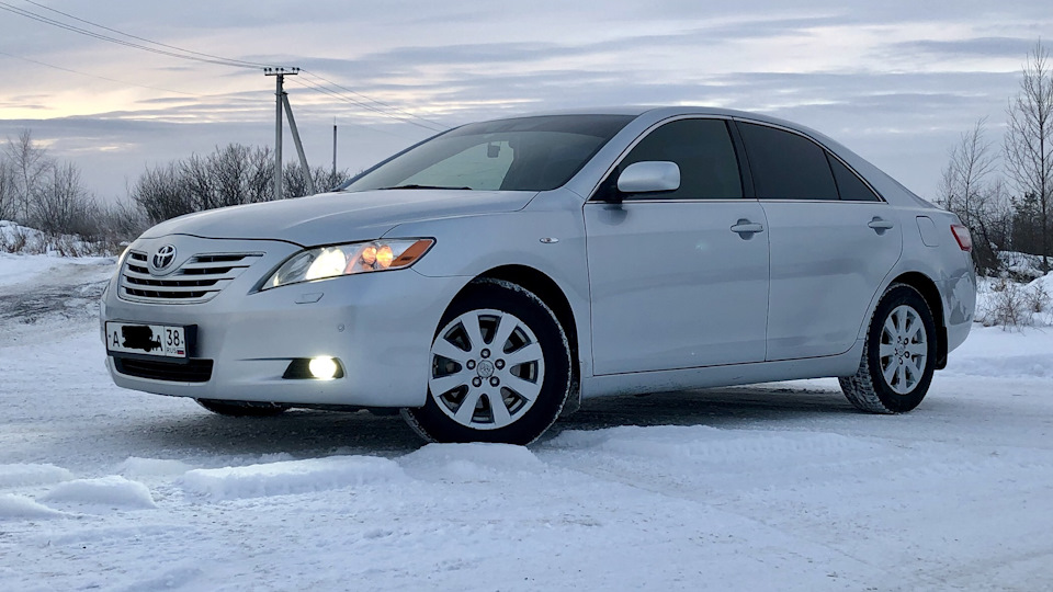 Toyota Camry Серебро 🥈