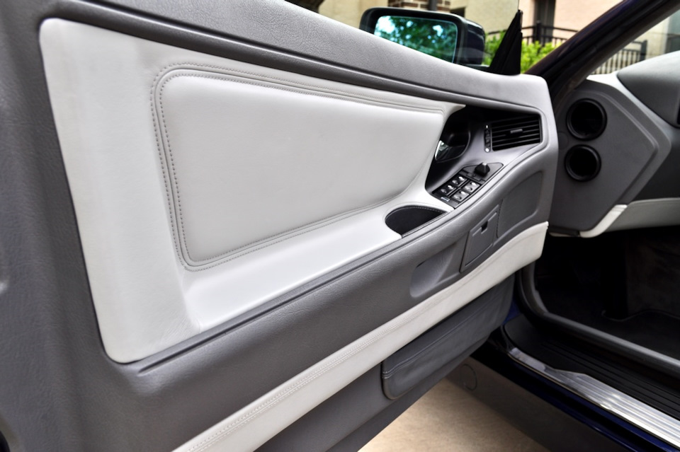 Photo from the logbook BMW 8 series (E31)