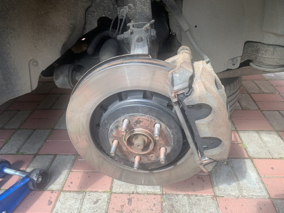 Фото в бортжурнале Ford Explorer (5G)