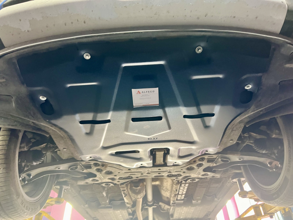 С защитой. Встало все болт-он — KIA Sportage (4G)