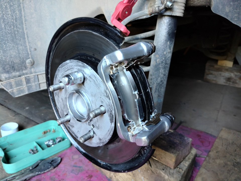 Фото в бортжурнале Toyota Corolla (140/150)