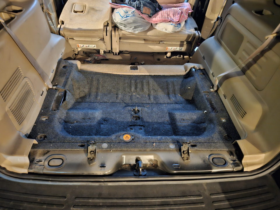 Фото в бортжурнале Ford Explorer (4G)