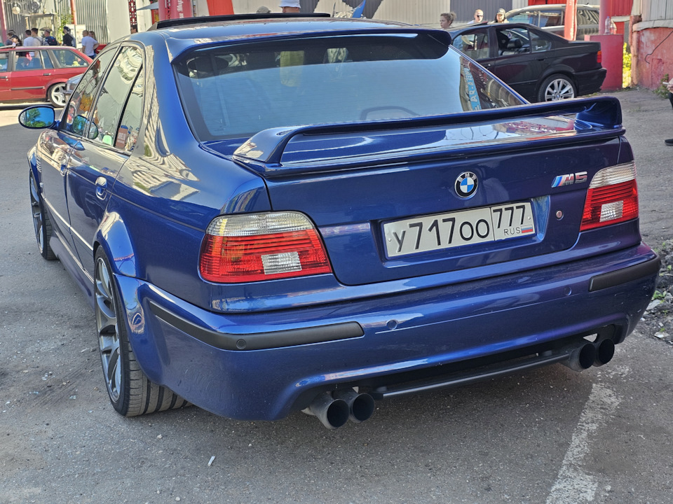 Photo from the logbook BMW 5 series (E60)
