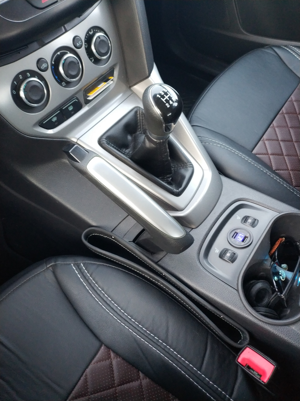 Фото в бортжурнале Ford Focus Hatchback III