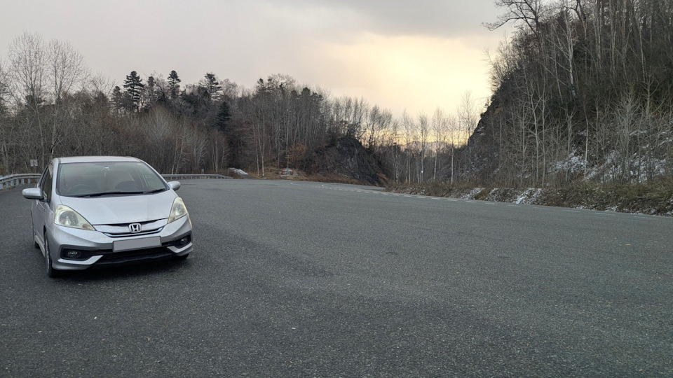 Honda Fit Shuttle Hybrid 🔰 飛ぶことは呼吸するようなもの