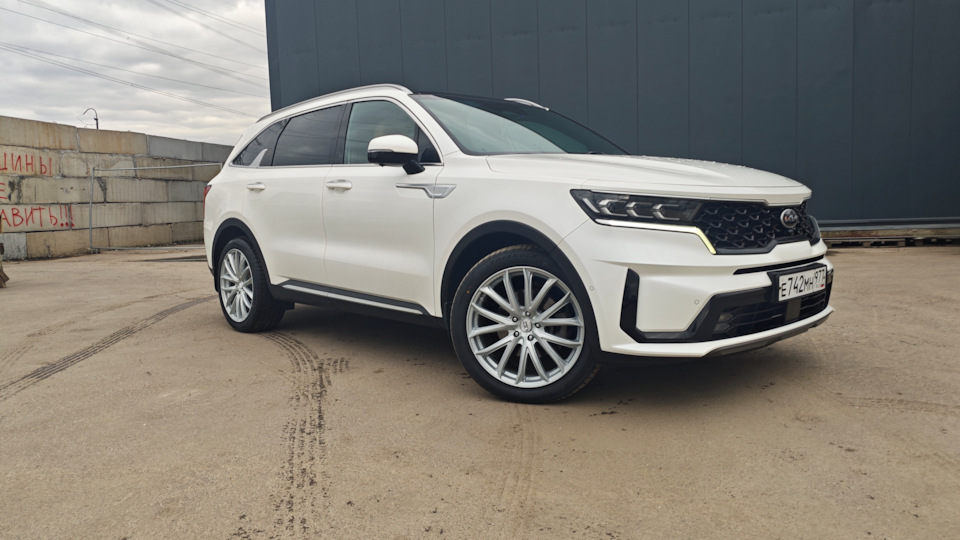KIA Sorento БЕЛЫЙ БЕГЕМОТ
