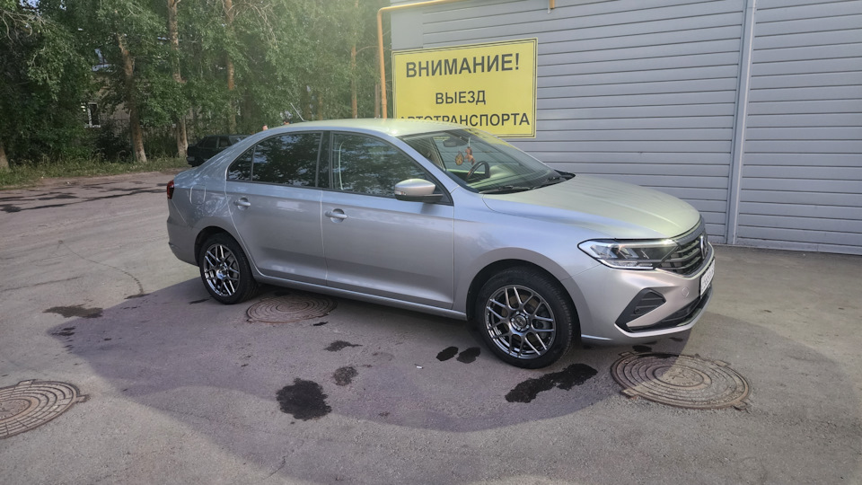 Volkswagen Polo Liftback